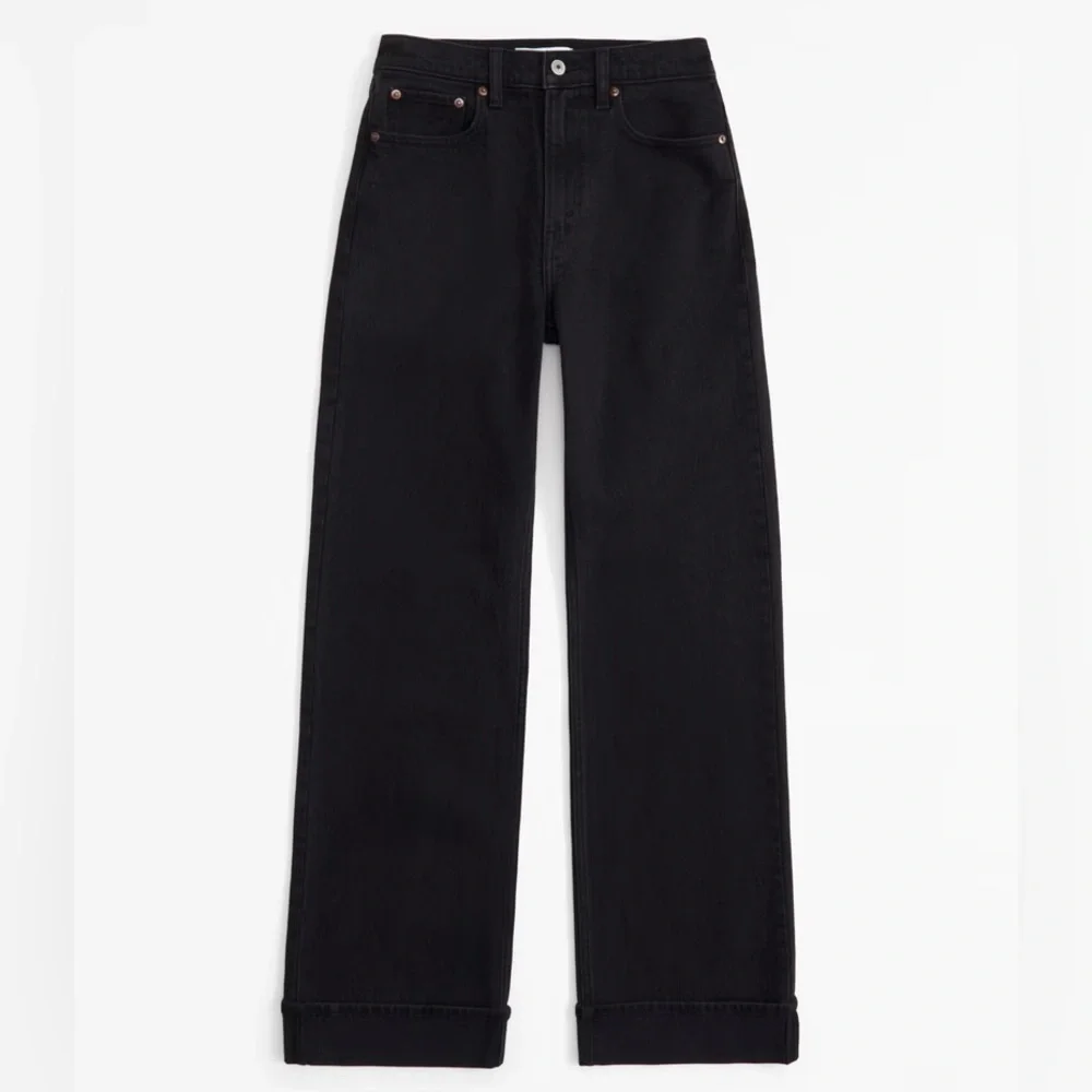 High-Rise Straight Leg Jeans - Black - Picture 2 of 13